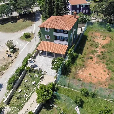 Double 11815a Guest house 4*